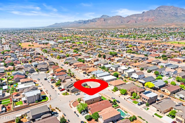 11365 W RANCH Court, El Paso, TX 79934