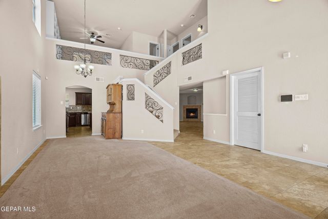 11365 W RANCH Court, El Paso, TX 79934