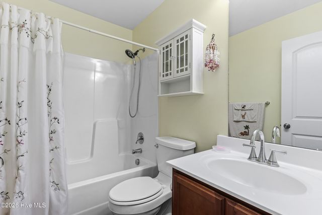 321 Basil Court, Hubert, NC 28539