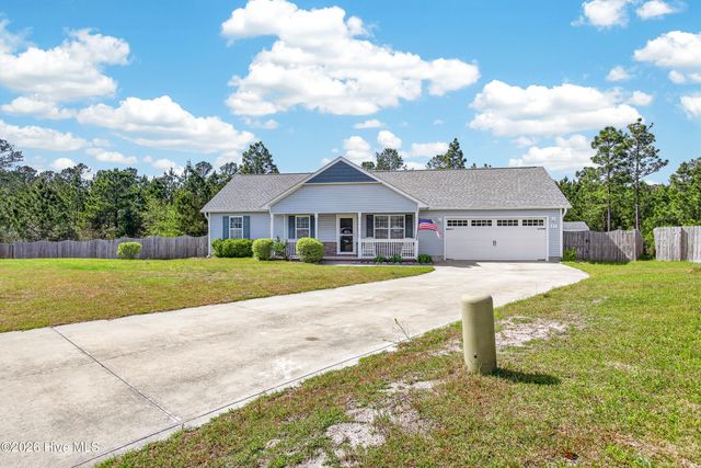 321 Basil Court, Hubert, NC 28539