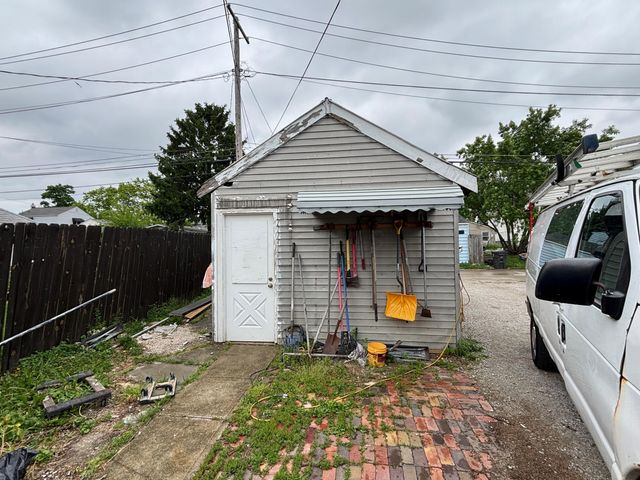 2806 Bellwood Avenue, Columbus, OH 43209