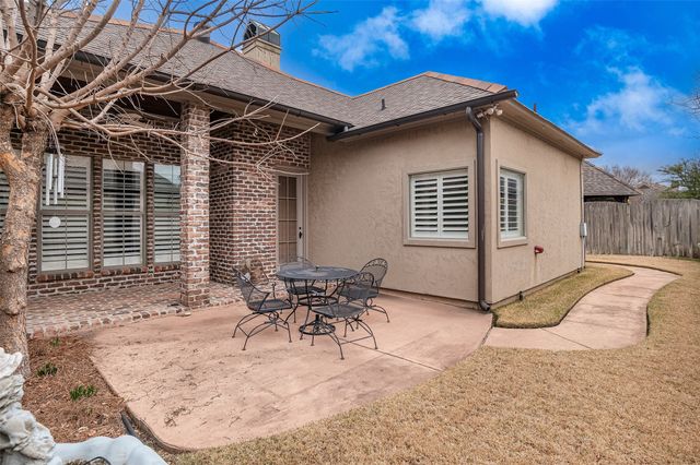 103 Calais Court, Bossier City, LA 71111