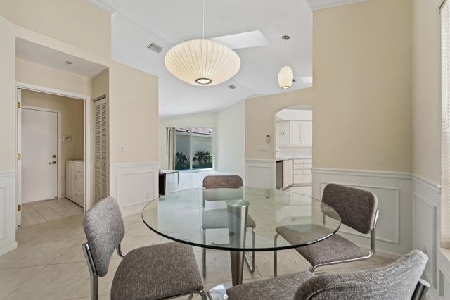 15 Via Carrara, Palm Beach Gardens, FL 33418