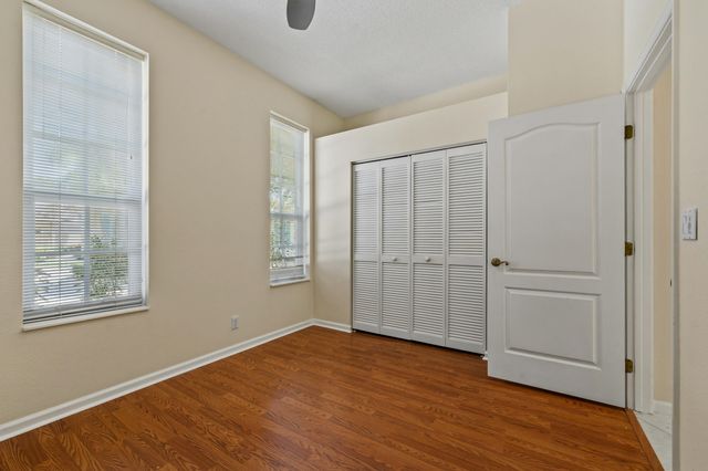 15 Via Carrara, Palm Beach Gardens, FL 33418