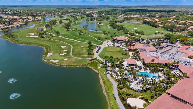 15 Via Carrara, Palm Beach Gardens, FL 33418