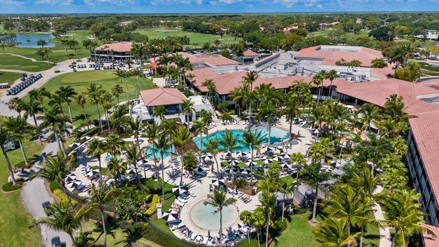 15 Via Carrara, Palm Beach Gardens, FL 33418