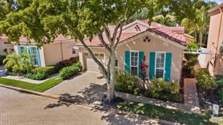 15 Via Carrara, Palm Beach Gardens, FL 33418