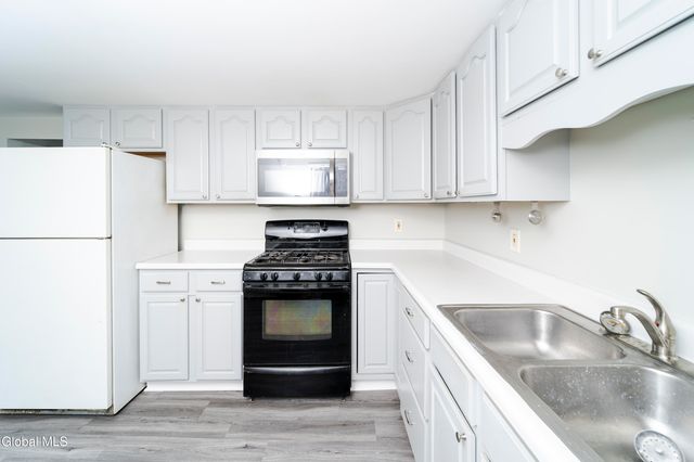2316 4th Avenue, Watervliet, NY 12189