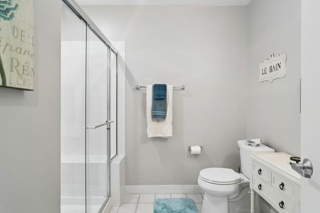 40 E Northwest Highway 208, Mount Prospect, IL 60056