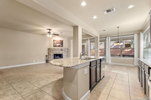 3102 Crosby, San Antonio, TX 78253