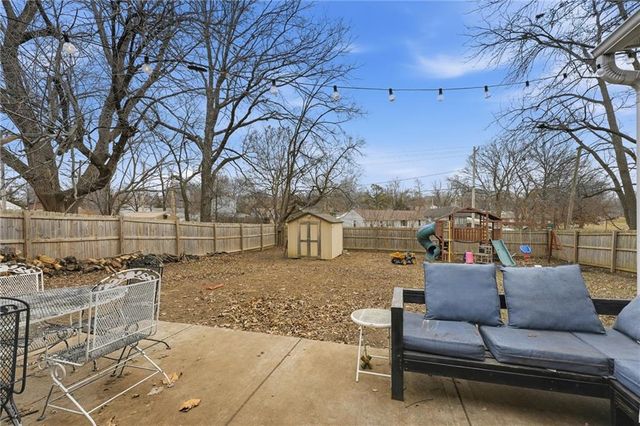 403 ROBIE Drive, Belton, MO 64012