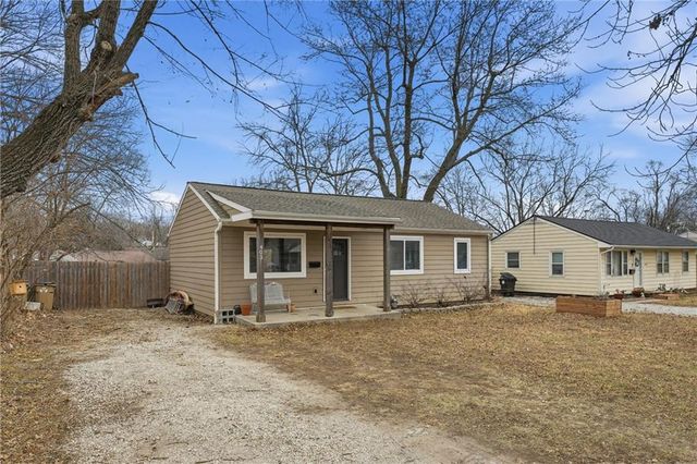 403 ROBIE Drive, Belton, MO 64012