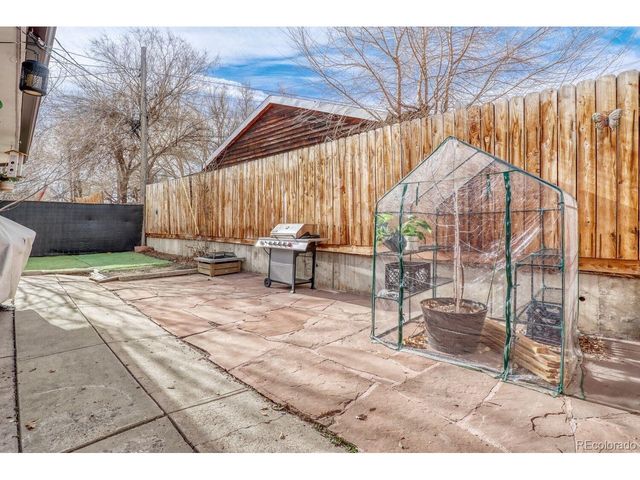 1995 Ingalls St, Lakewood, CO 80214