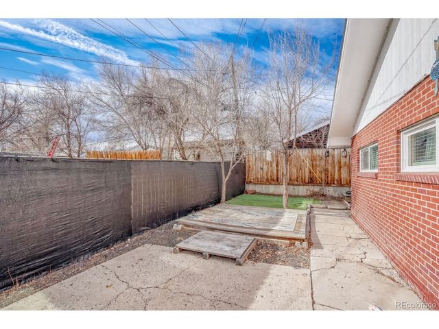 1995 Ingalls St, Lakewood, CO 80214