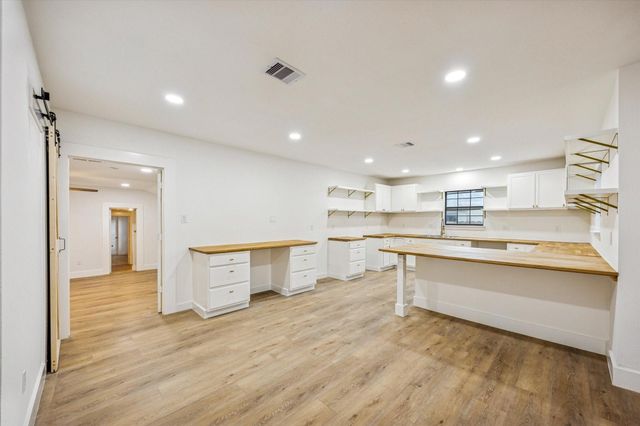 1714 Hawthorne Street, La Marque, TX 77568
