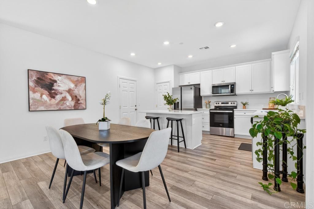 Image 5 of property listing at 10739 Porter, Spring Valley, CA 91978