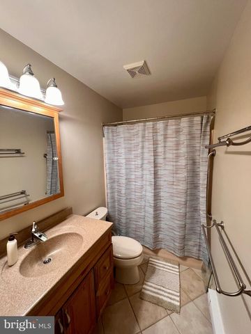 806 E PAOLI ST, Allentown, PA 18103