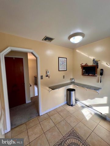 806 E PAOLI ST, Allentown, PA 18103