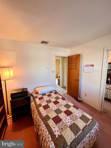 806 E PAOLI ST, Allentown, PA 18103