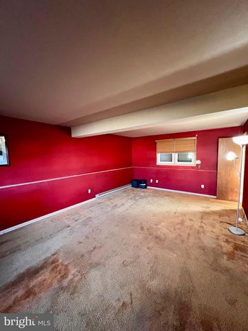 806 E PAOLI ST, Allentown, PA 18103