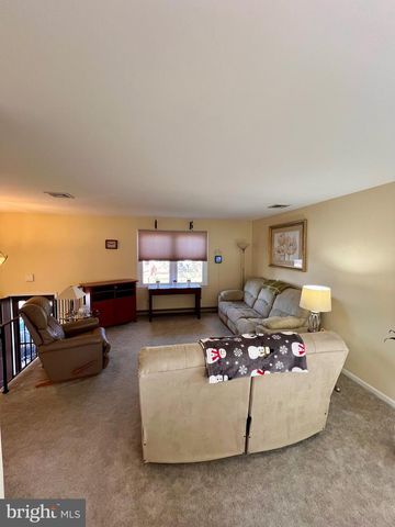 806 E PAOLI ST, Allentown, PA 18103