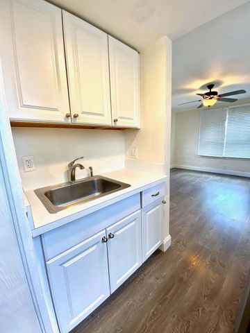 506 50th Street, West Palm Beach, FL 33407