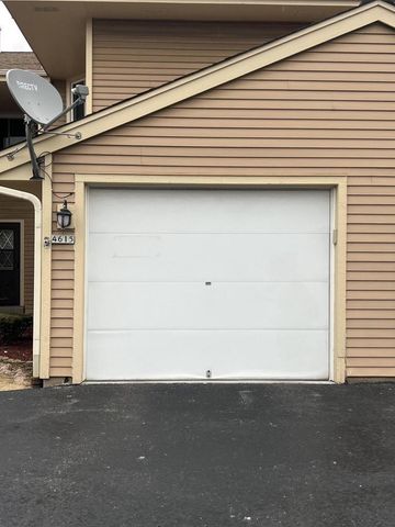 4615 S Woodland DRIVE, Greenfield, WI 53220