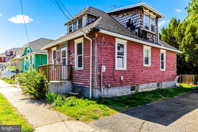 826 BERGEN ST, Gloucester City, NJ 08030