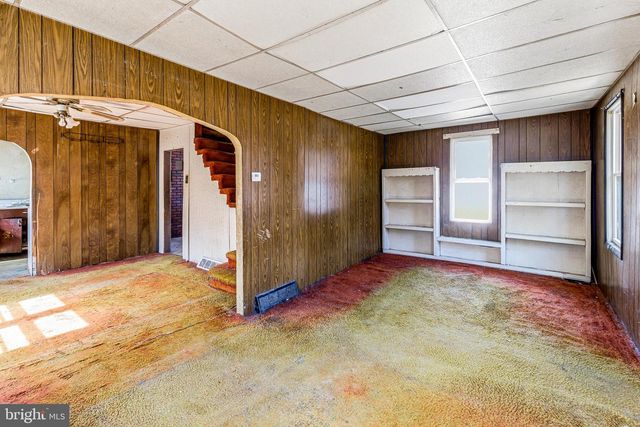 826 BERGEN ST, Gloucester City, NJ 08030