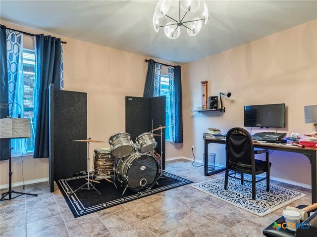813 Foxtail Run, San Marcos, TX 78666