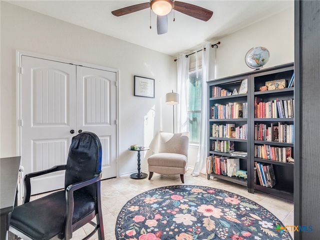 813 Foxtail Run, San Marcos, TX 78666