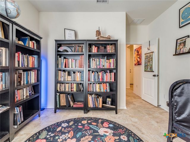 813 Foxtail Run, San Marcos, TX 78666