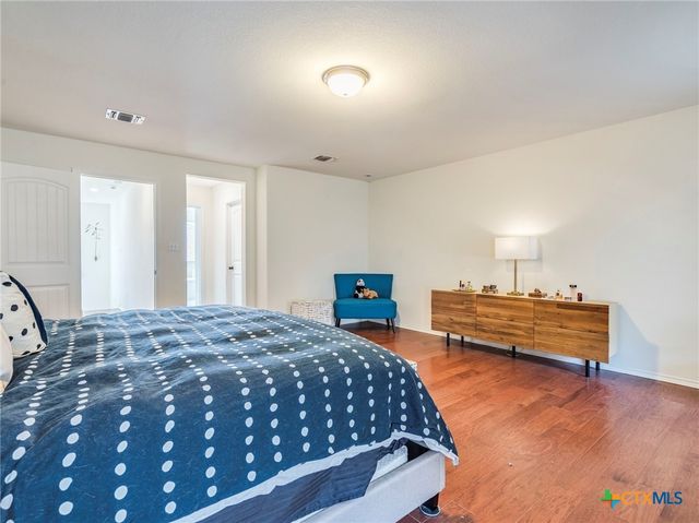 813 Foxtail Run, San Marcos, TX 78666