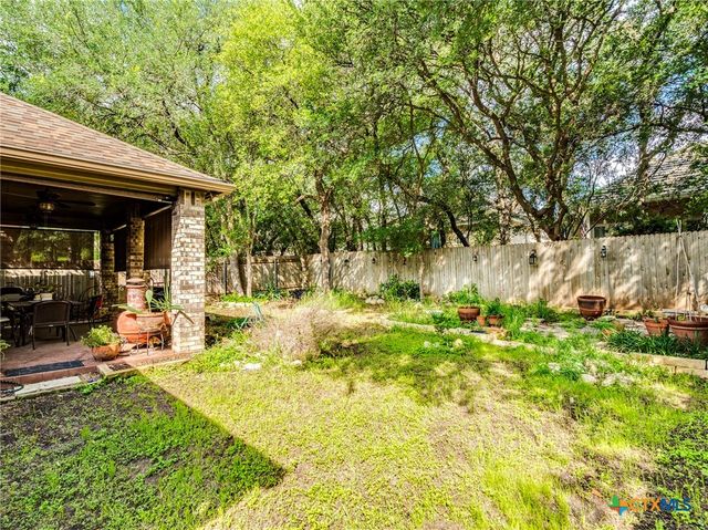 813 Foxtail Run, San Marcos, TX 78666