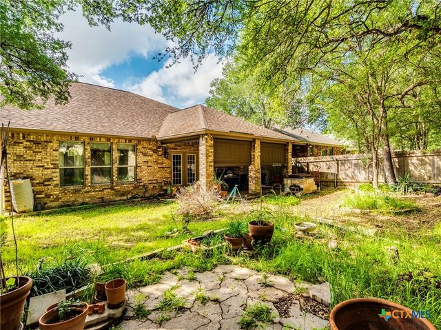 813 Foxtail Run, San Marcos, TX 78666
