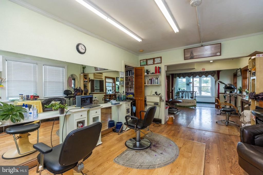 1906 DARBY RD, HAVERTOWN, PA 19083 — photo 4