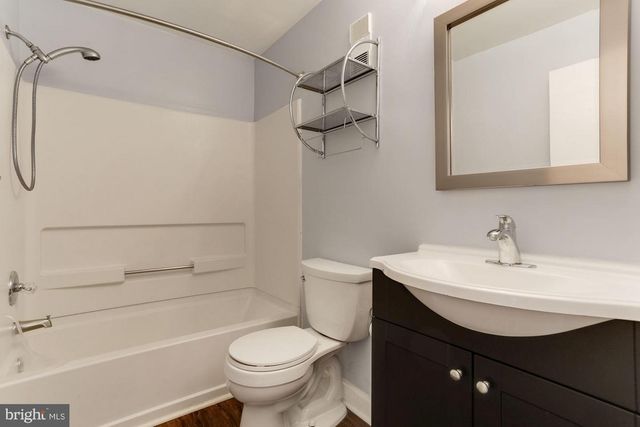 530 S CHARLES ST, Baltimore, MD 21201