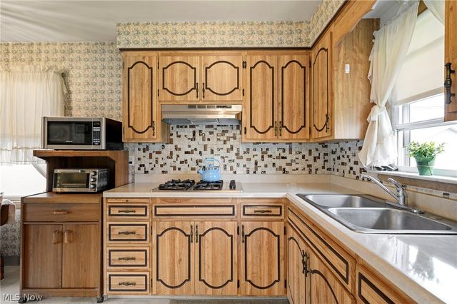 1849 Empire Road, Wickliffe, OH 44092