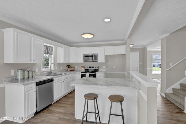 210 Newport Drive, Jacksonville, NC 28540