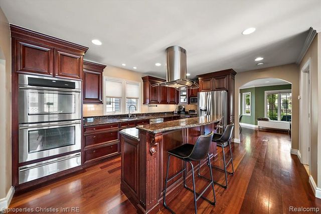 1484 Bird Avenue, Birmingham, MI 48009