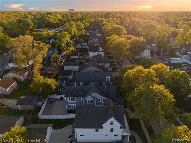 1484 Bird Avenue, Birmingham, MI 48009