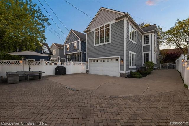 1484 Bird Avenue, Birmingham, MI 48009