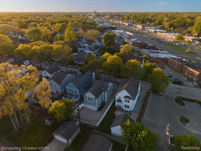 1484 Bird Avenue, Birmingham, MI 48009