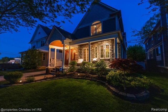 1484 Bird Avenue, Birmingham, MI 48009