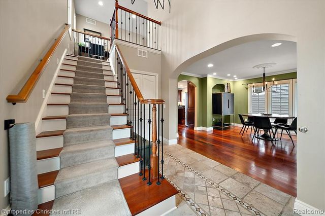 1484 Bird Avenue, Birmingham, MI 48009