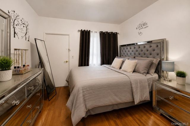 453 E 181 Street, Bronx, NY 10457