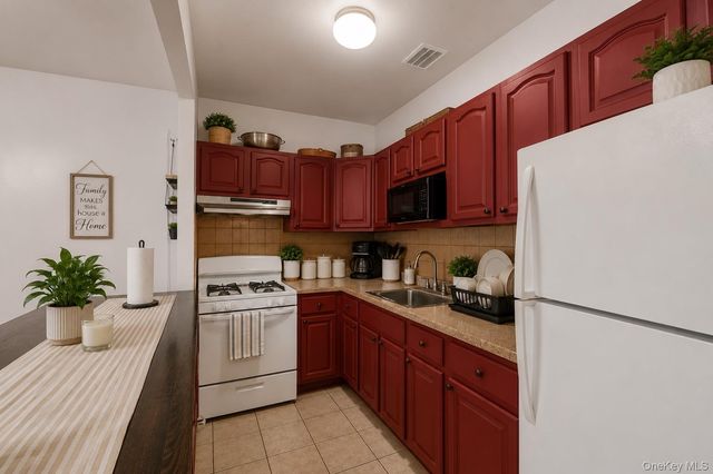 453 E 181 Street, Bronx, NY 10457
