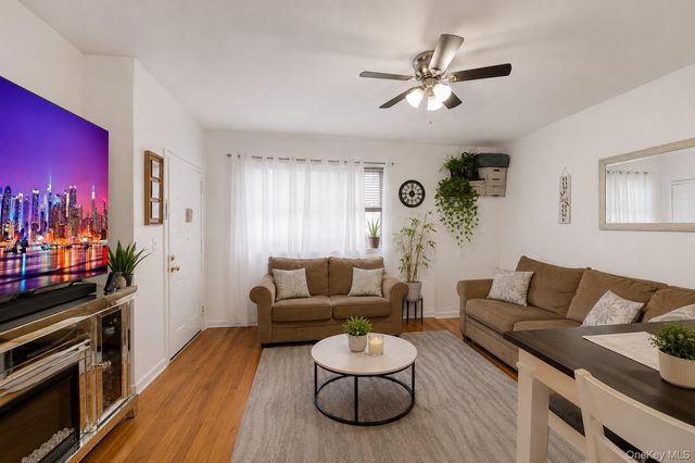 453 E 181 Street, Bronx, NY 10457