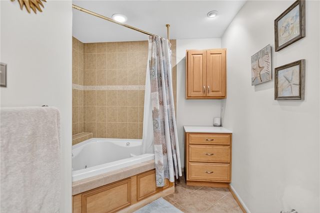 512 Dogwood Ct, Ross Twp, PA 15237