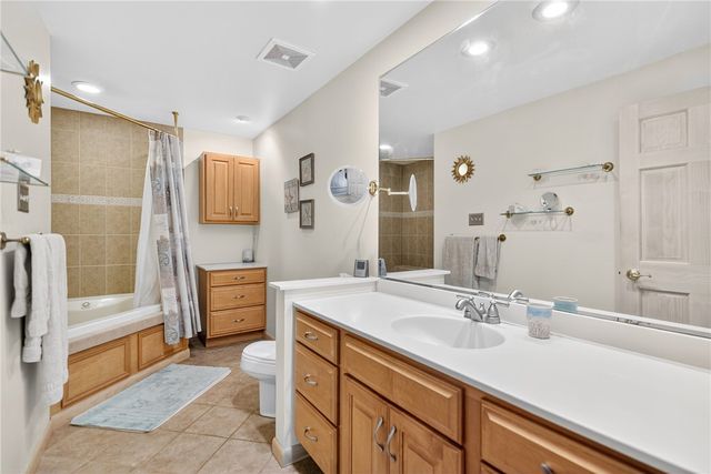 512 Dogwood Ct, Ross Twp, PA 15237